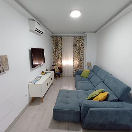 Fuengirola Sweet & Beach Bagian luar foto