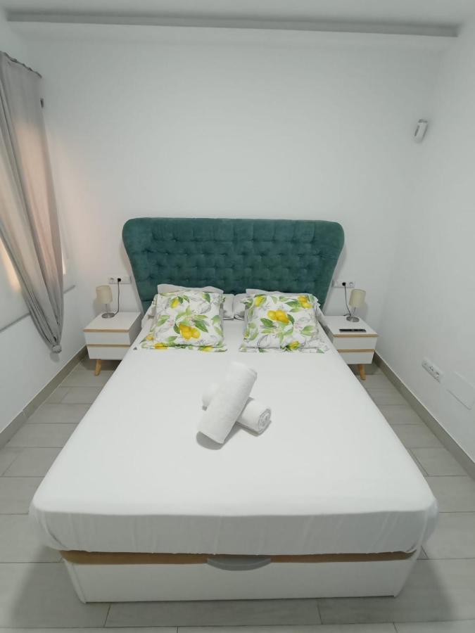 Fuengirola Sweet & Beach Bagian luar foto